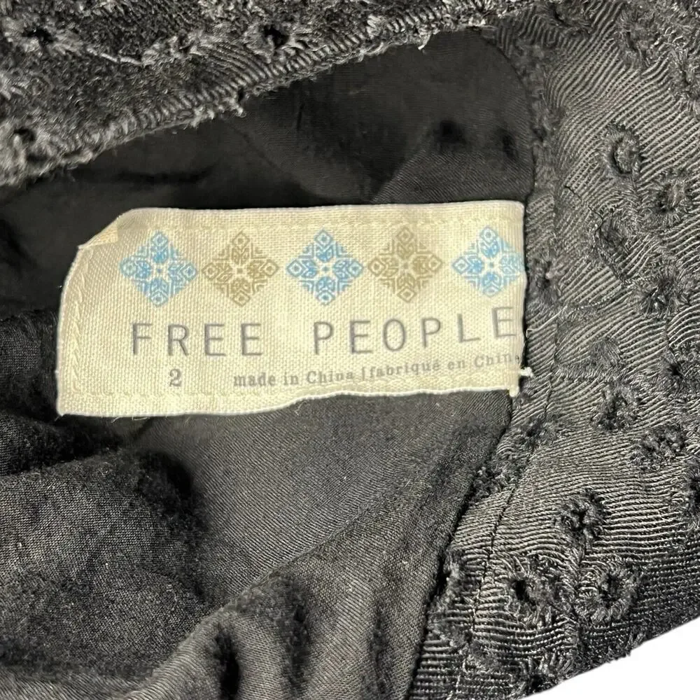 Free People Womens Black Crochet Lace Back Zip Mini Asymmetrical Goth Skirt Sz 2